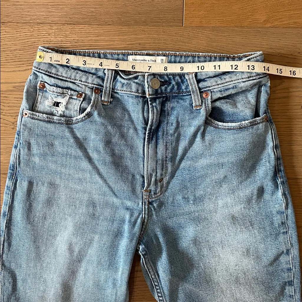 Abercrombie & Fitch Curve Love The Skinny High Rise Split Hem Jeans Size 28/6 - Image 3