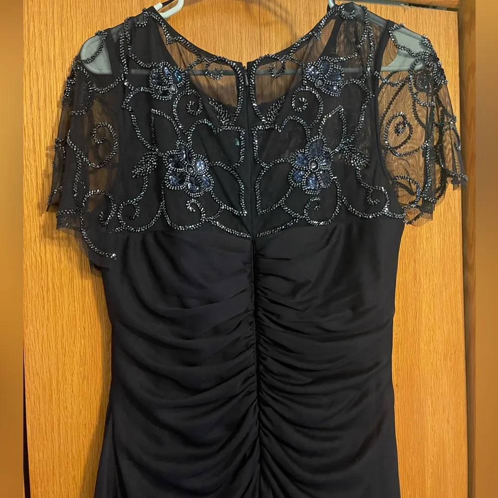 Wedding Guest / Mother of the Bride Dress - Image 6