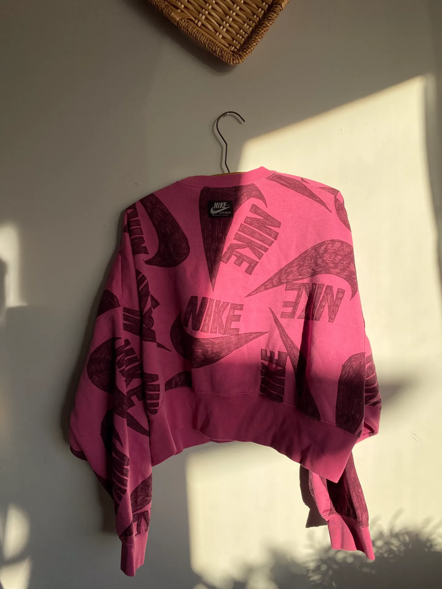 Nike Cropped Sweatshirt - Image 3