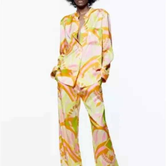 Zara Multicolor Abstract Patterned Button Blouse Size: XS - Image 9