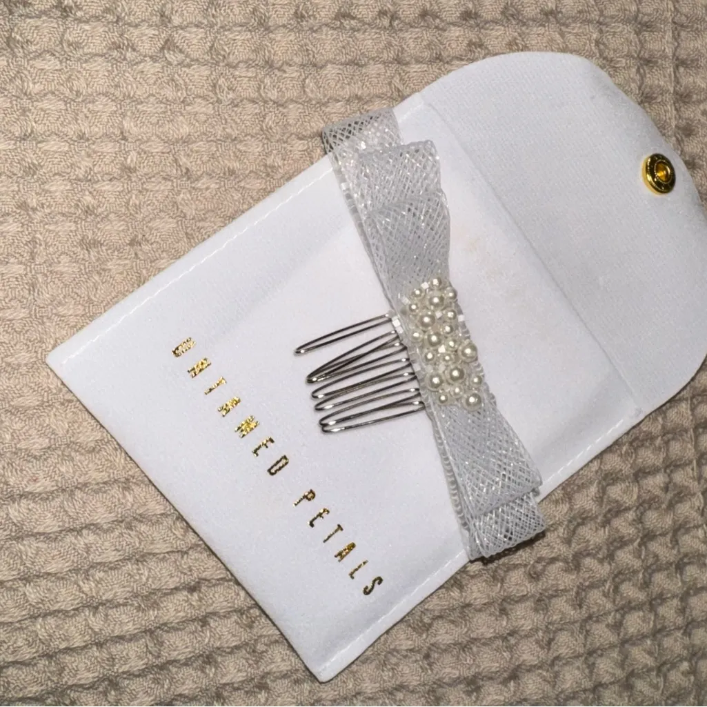 Untamed Petals CATRINE MINI BOW White - Image 6