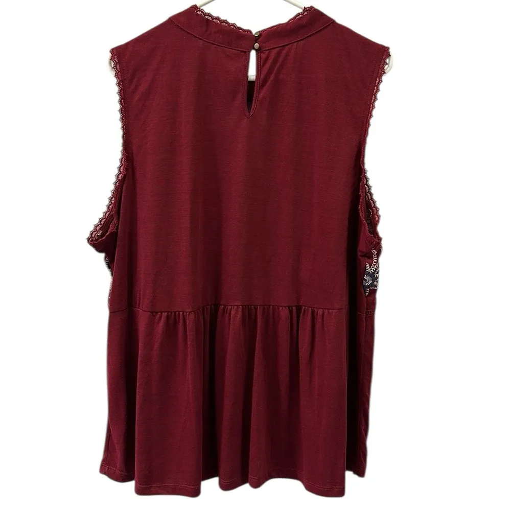 Janet Chung Burgundy Floral Sleeveless Keyhole Lace Detail Empire Waist Top 3X Red Size XL - Image 4