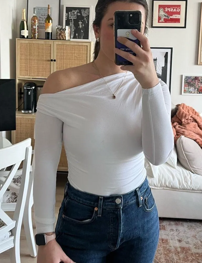 Abercrombie & Fitch Abercrombie white body suit - Image 2