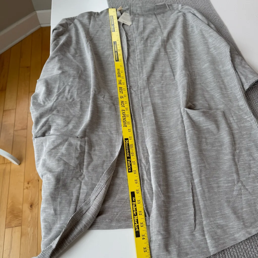 DONNI Sandwash Tan and White Stripe Cardigan Robe Size Large Tall NWT - Image 13