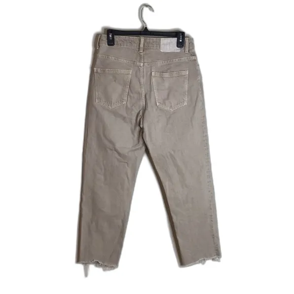 Zara ladies high rise mom jeans with fringe ankles size 6 - Image 2