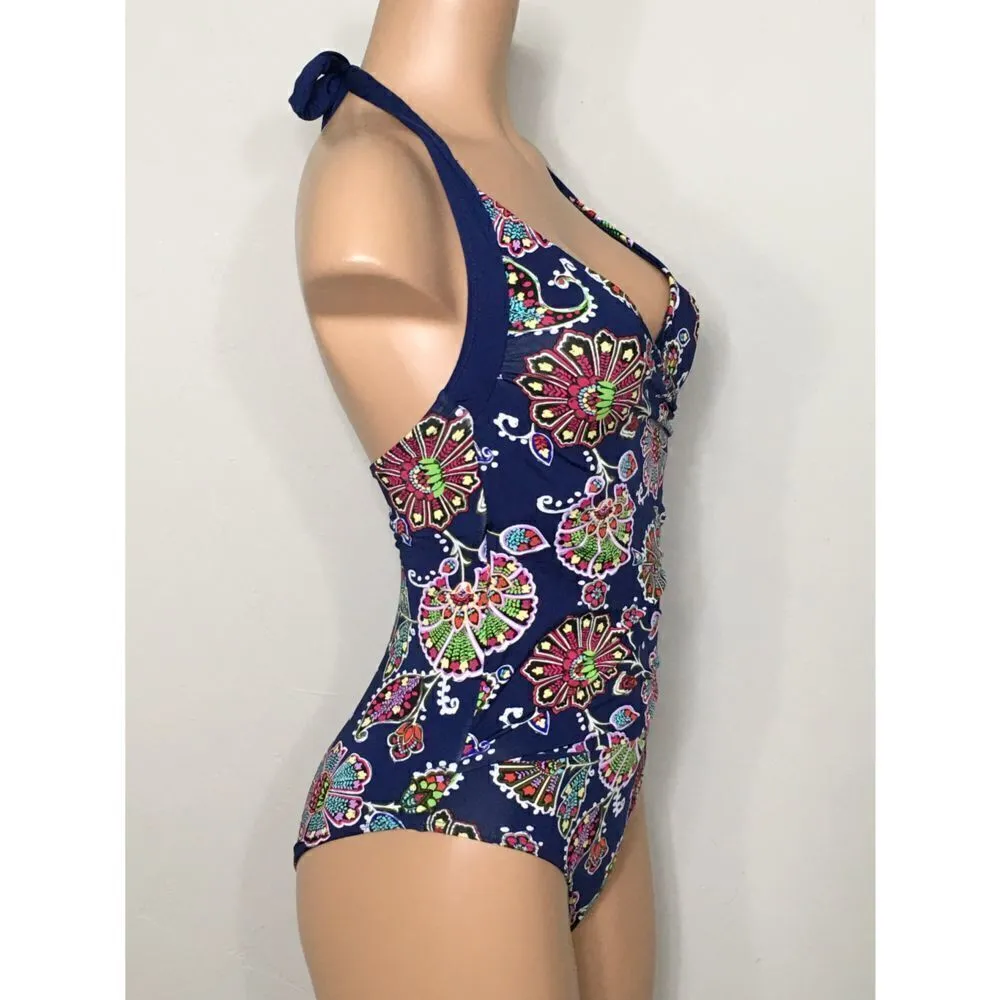 New Liz Claiborne floral swimsuit runs small - Image 4