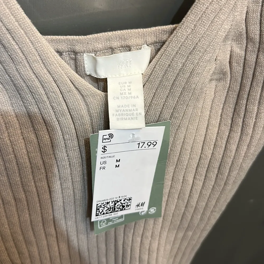 H&M light beige taupe rib knit tank top M - Image 6