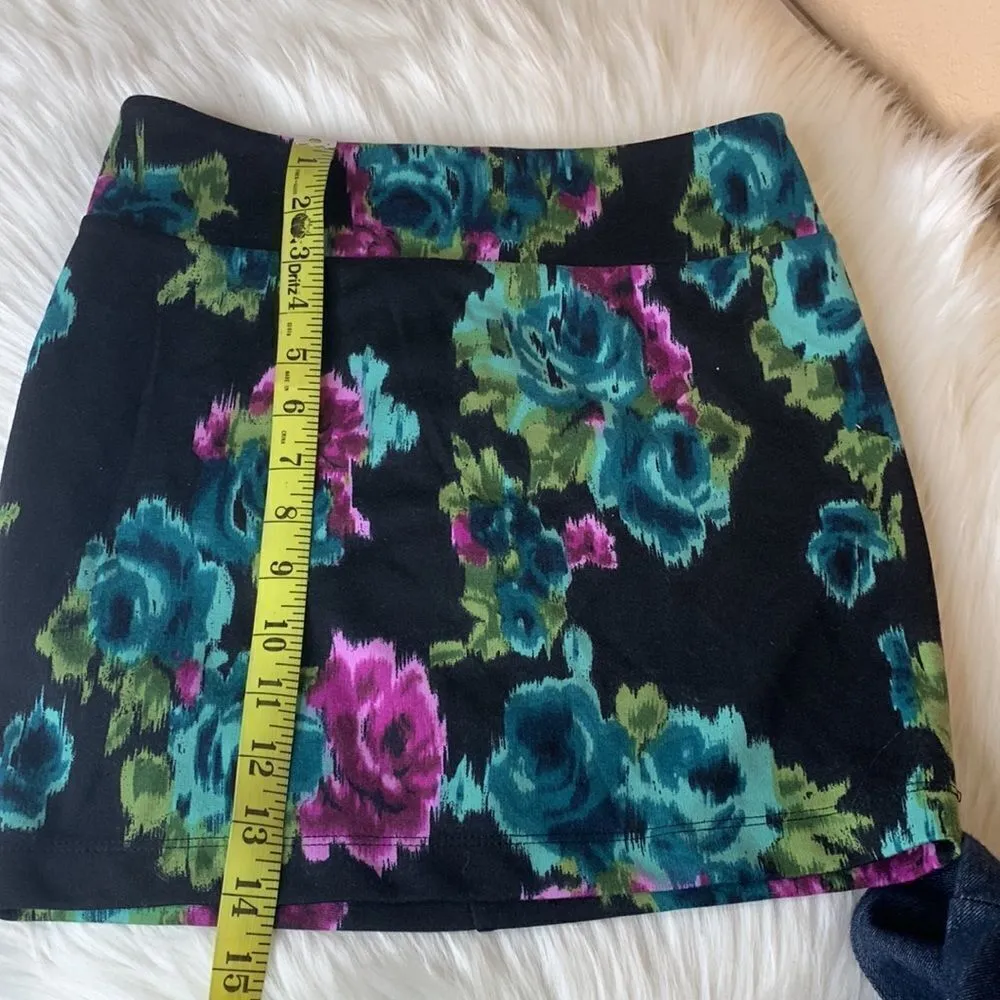 Forever 21 Mini Skirt Bundle Size XS/S - Image 14
