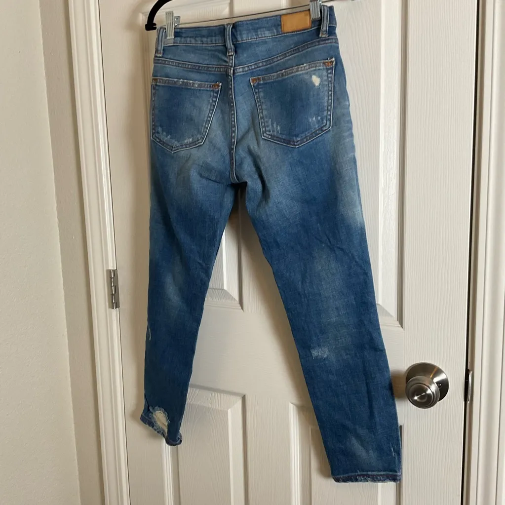 Zara medium rise Distressed Blue Jeans size 2 - Image 8