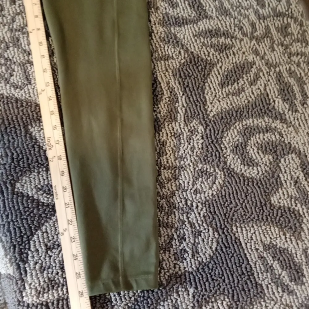 Figs High-Waisted Leggings Performance Limited Edition Dark Green Womens Medium - Image 10