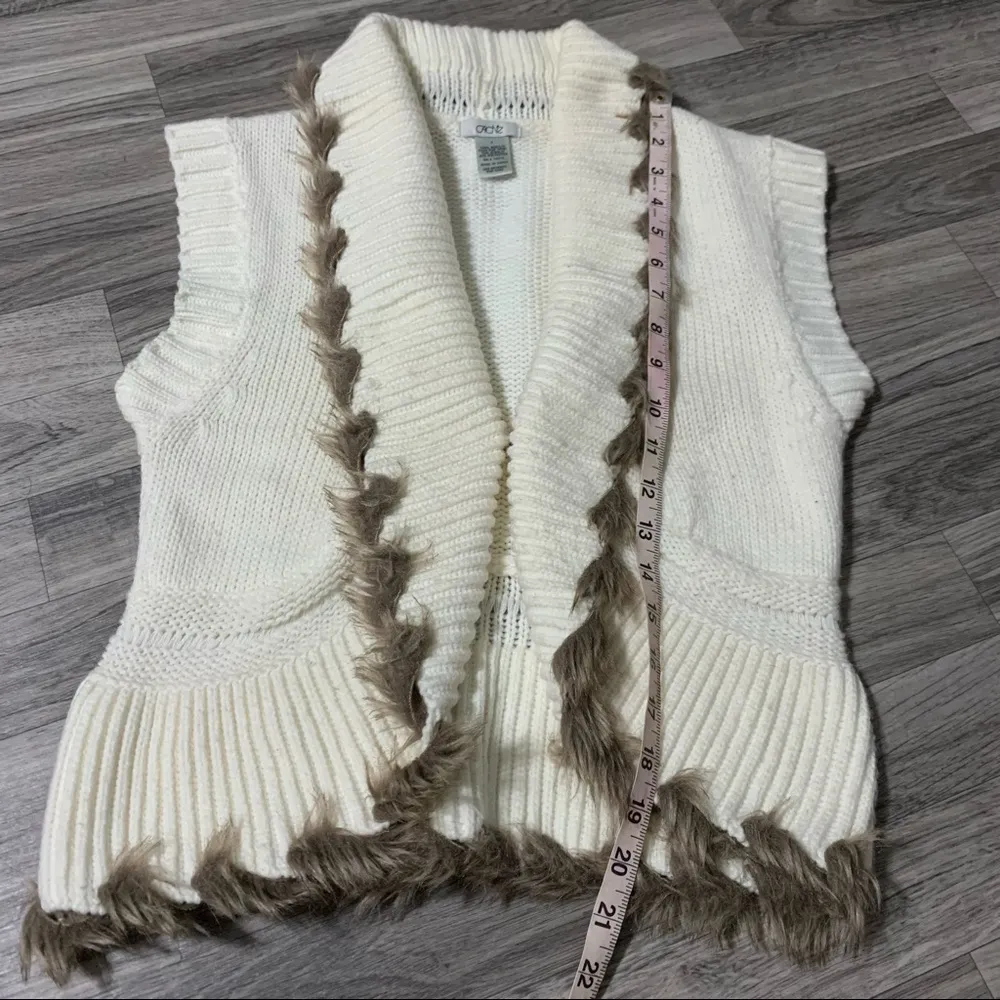 Caché Cream Brown Fur trim Vest; Small - Image 3