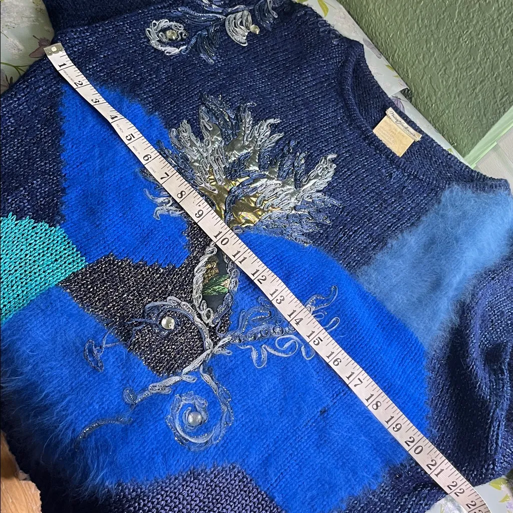 Vintage Italian Made Peacock Floral Sweater - Image 6