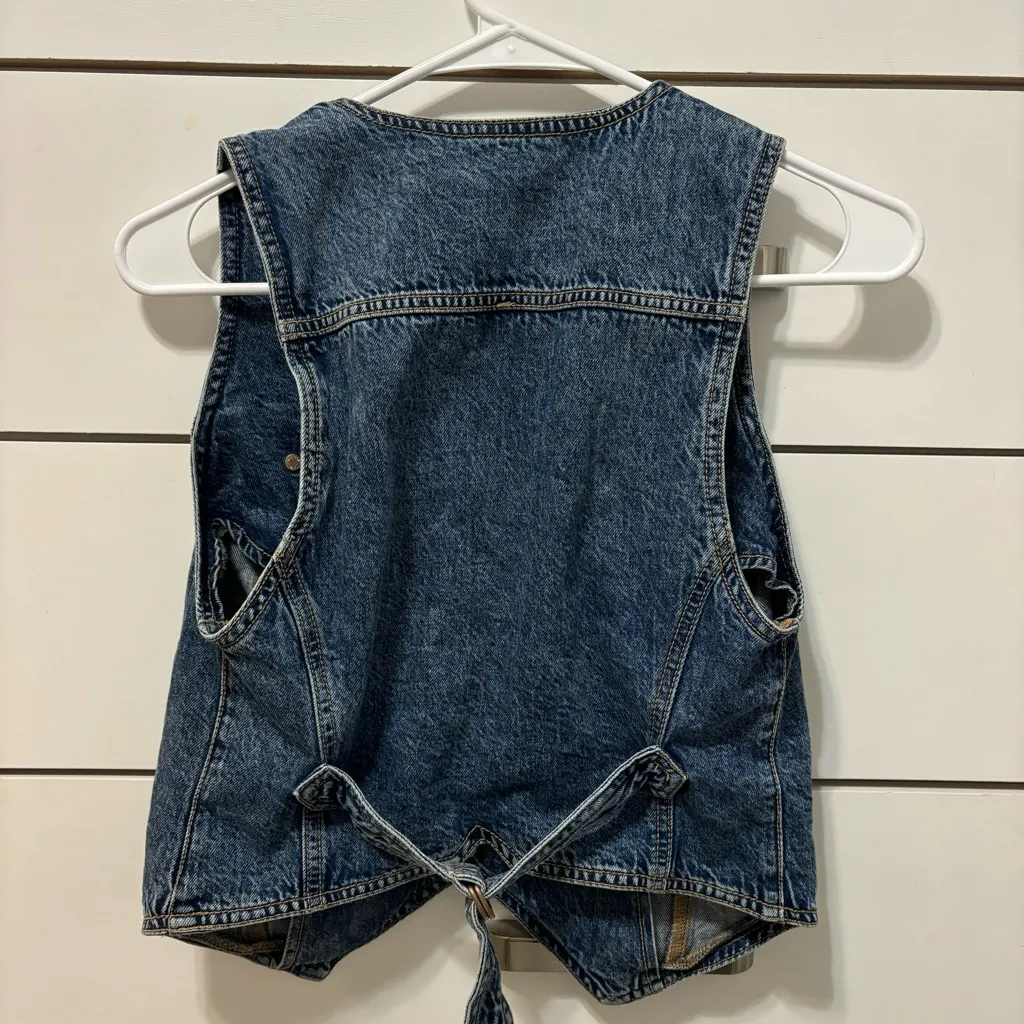 American Eagle Denim Vest NWT - Image 4