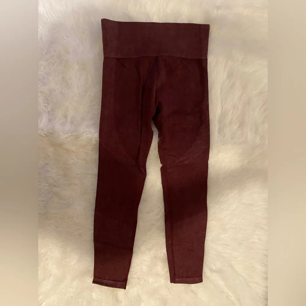JOY LAB MAROON SEAMLESS LEGGINGS - Image 2