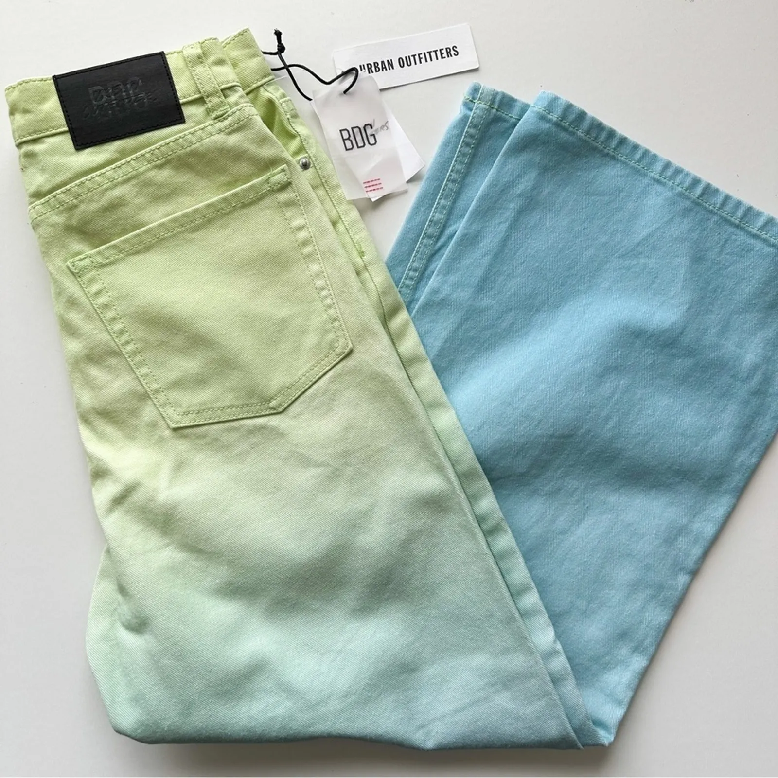 NWT Urban Outfitters BDG High Waist, Wide Leg Ombré Jeans - Image 3