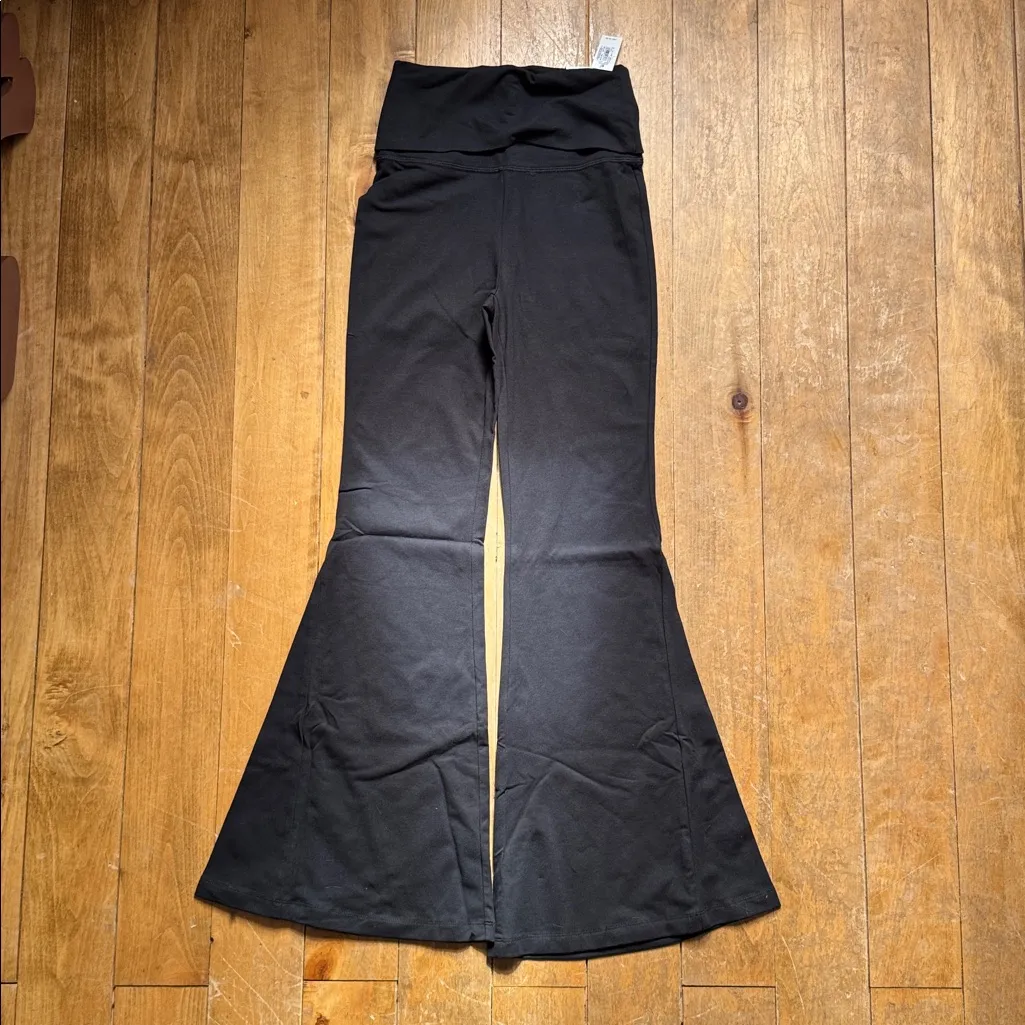 Aerie OFFLINE OG Black High-Waisted Super Flare Yoga Pants Small SHORT NWT - Image 5