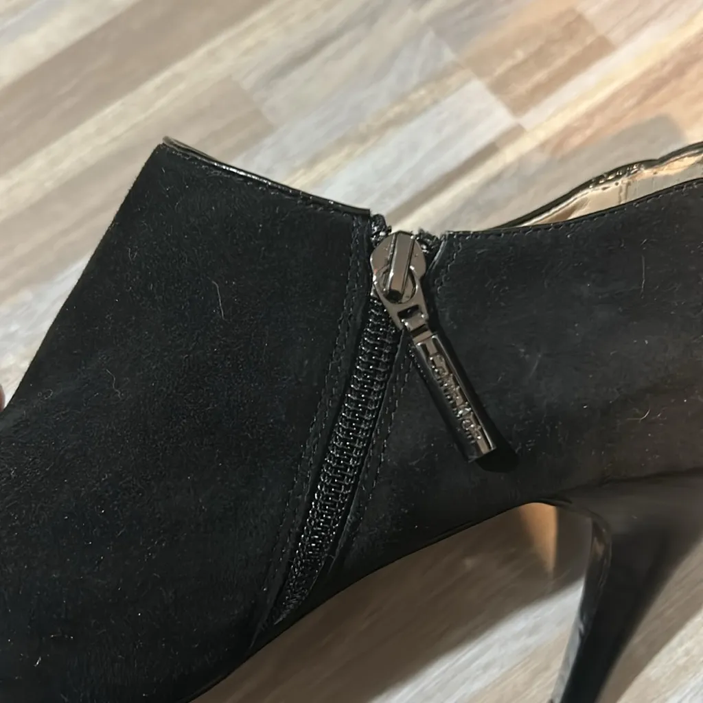 Calvin Klein Jordon Elegant Black Women's Shoes, EUC 9.5 - Image 6