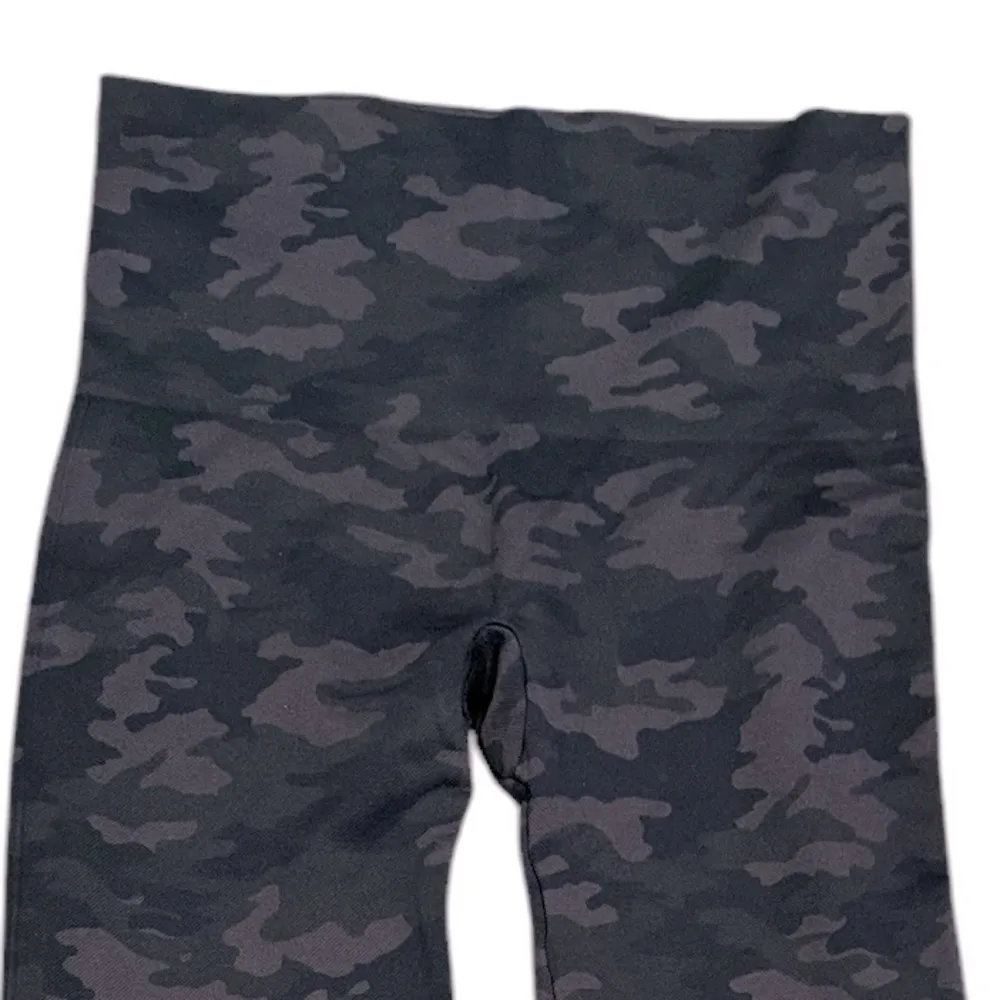 NEW SPANX LOOK AT ME NOW SEAMLESS CAMO FLAT-OUT FLATTENING LEGGINGS XL - Image 6