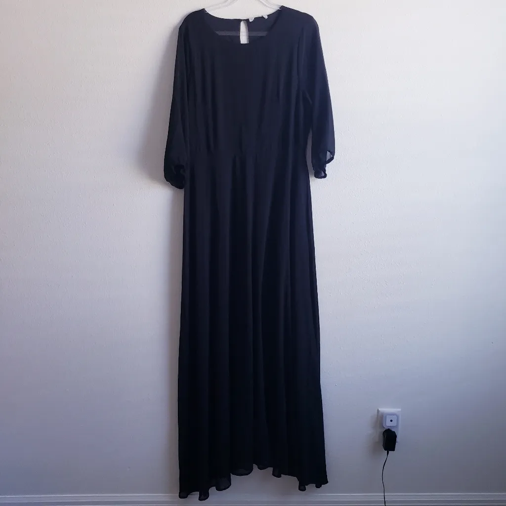 Baltic Born Rebecca 1/2 Sleeve Maxi Dress New Without Tags - Image 3