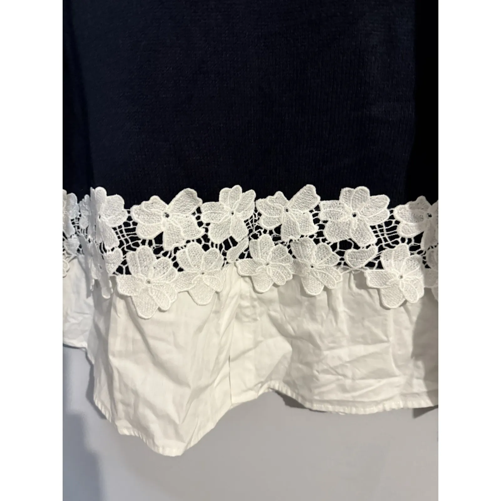 Ab Studio Sweater Womens XL Blue White Long Sleeve Knit Floral Lace Accent - Image 2