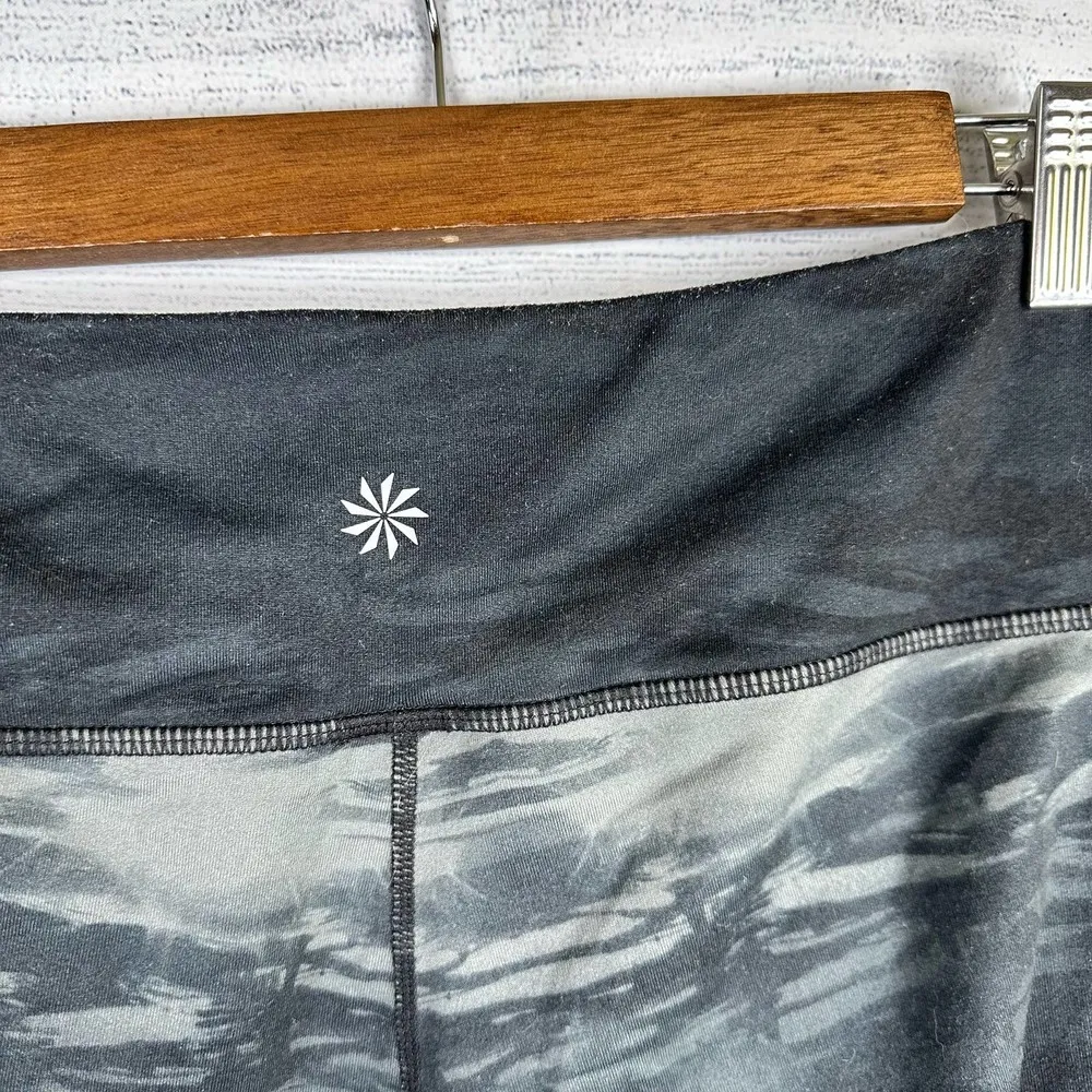 Athleta Womens Chaturanga Multi Flare Print 7/8 Leggings size Medium Gray Black - Image 11