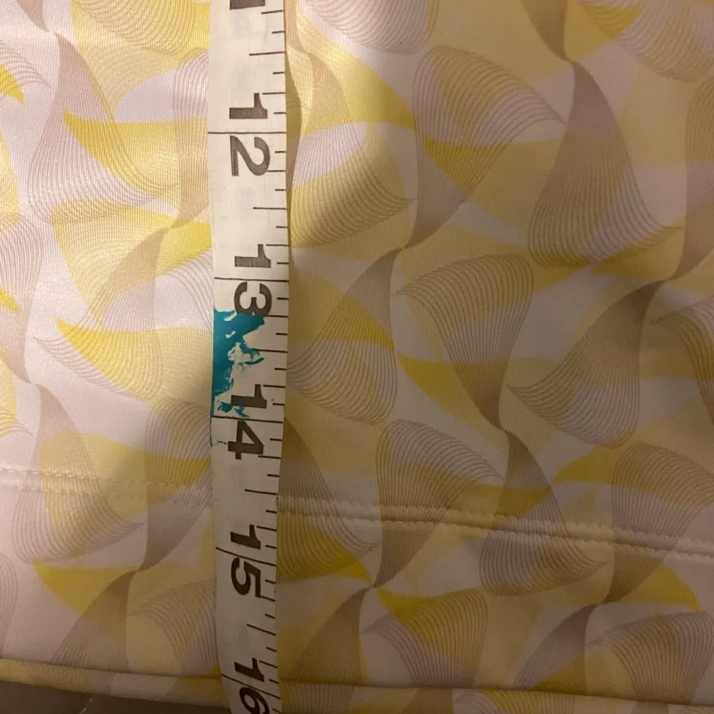 Nike Golf skort yellow and grey designer golf women's size 4 with a 16” waist - Image 10