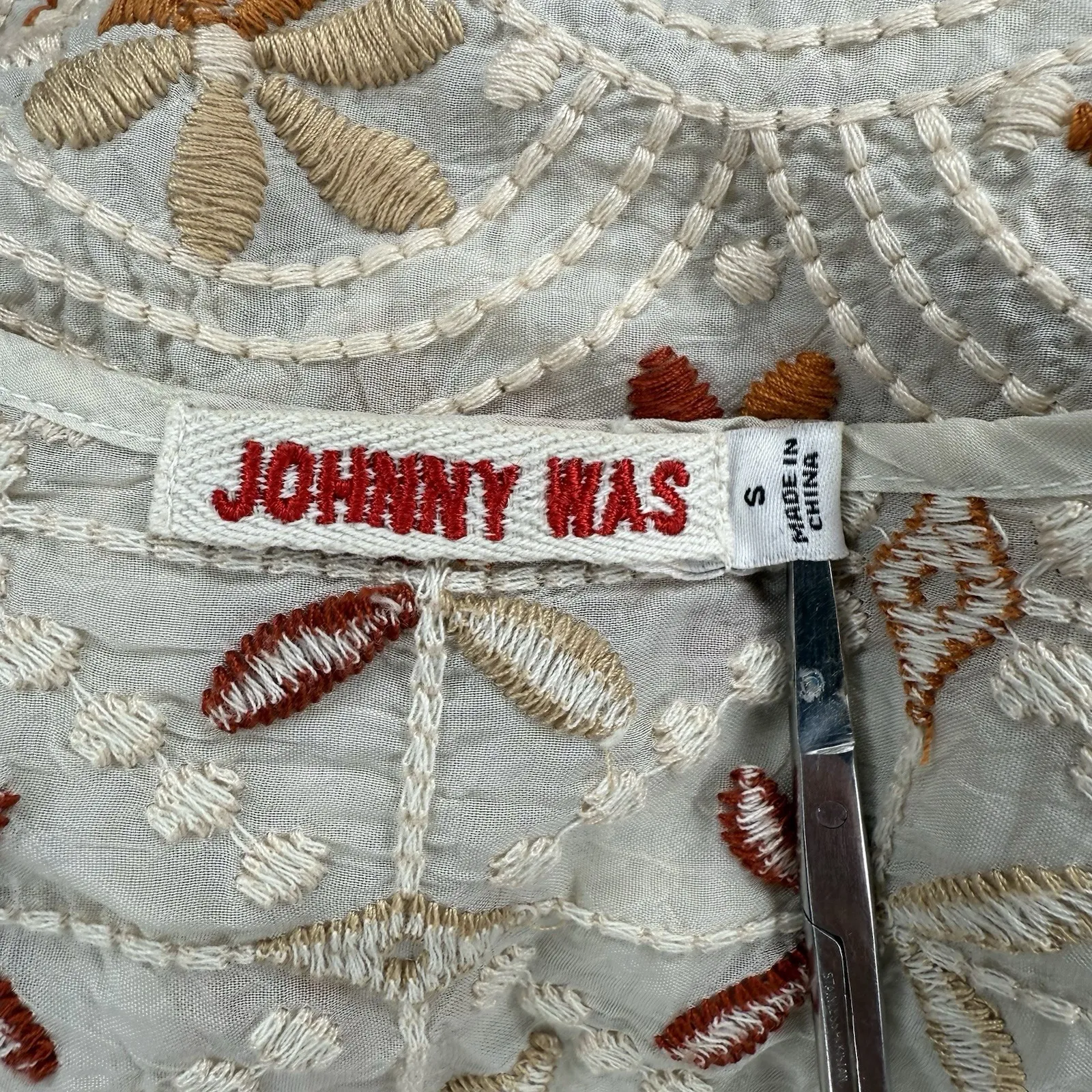 Johnny Was Aubrey Blouse Small Cream Embroidered Floral Boho Peasant Top‎ Tunic - Image 6