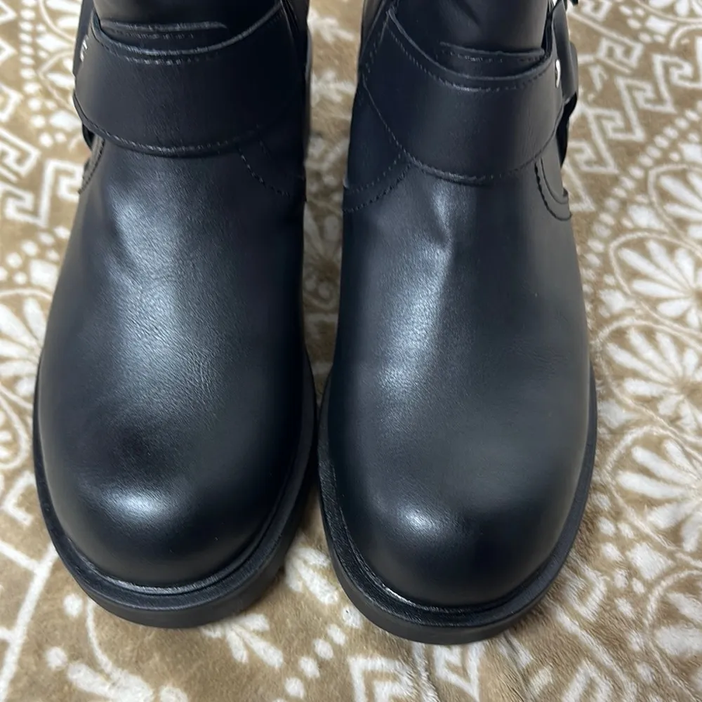 Universal Thread Black Combat Boots with Silver Hardware - Image 8