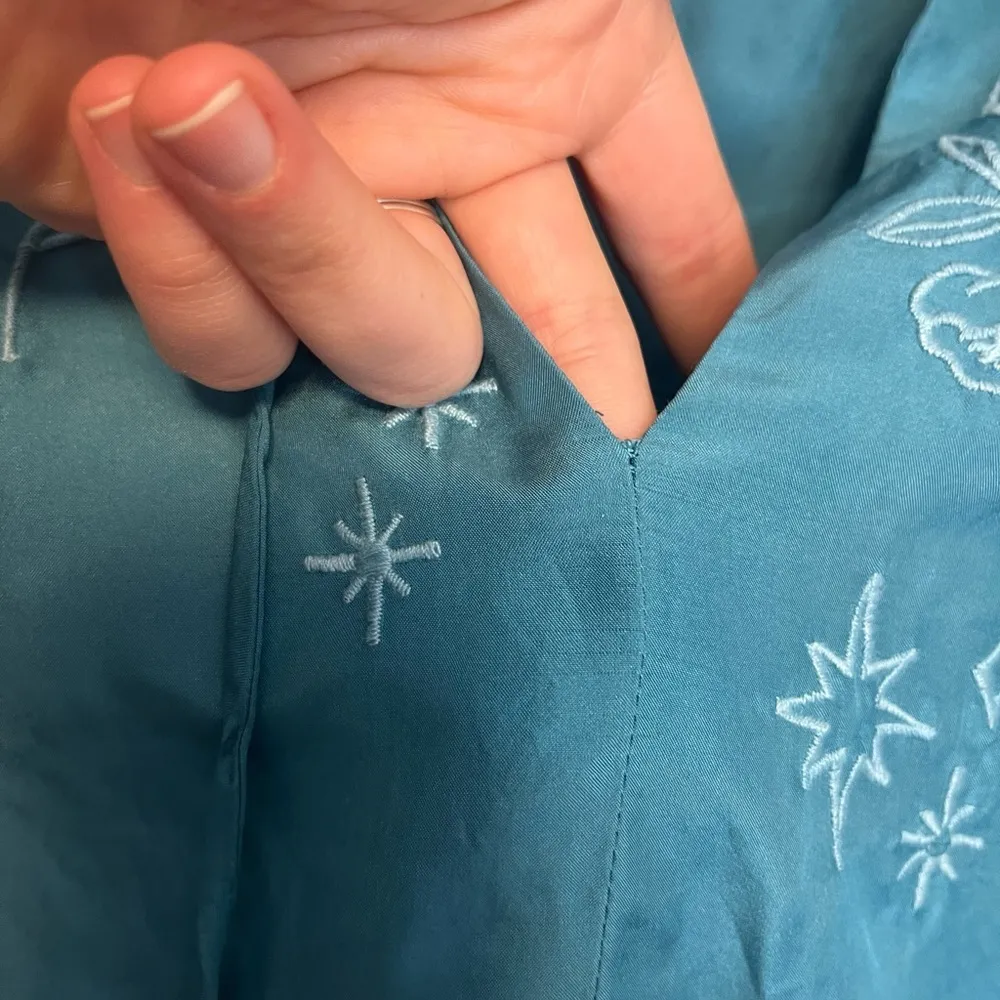 Johnny Was NWOT Christy Flowy Tie Front Whimsical Embroidered Dress XS - Image 6