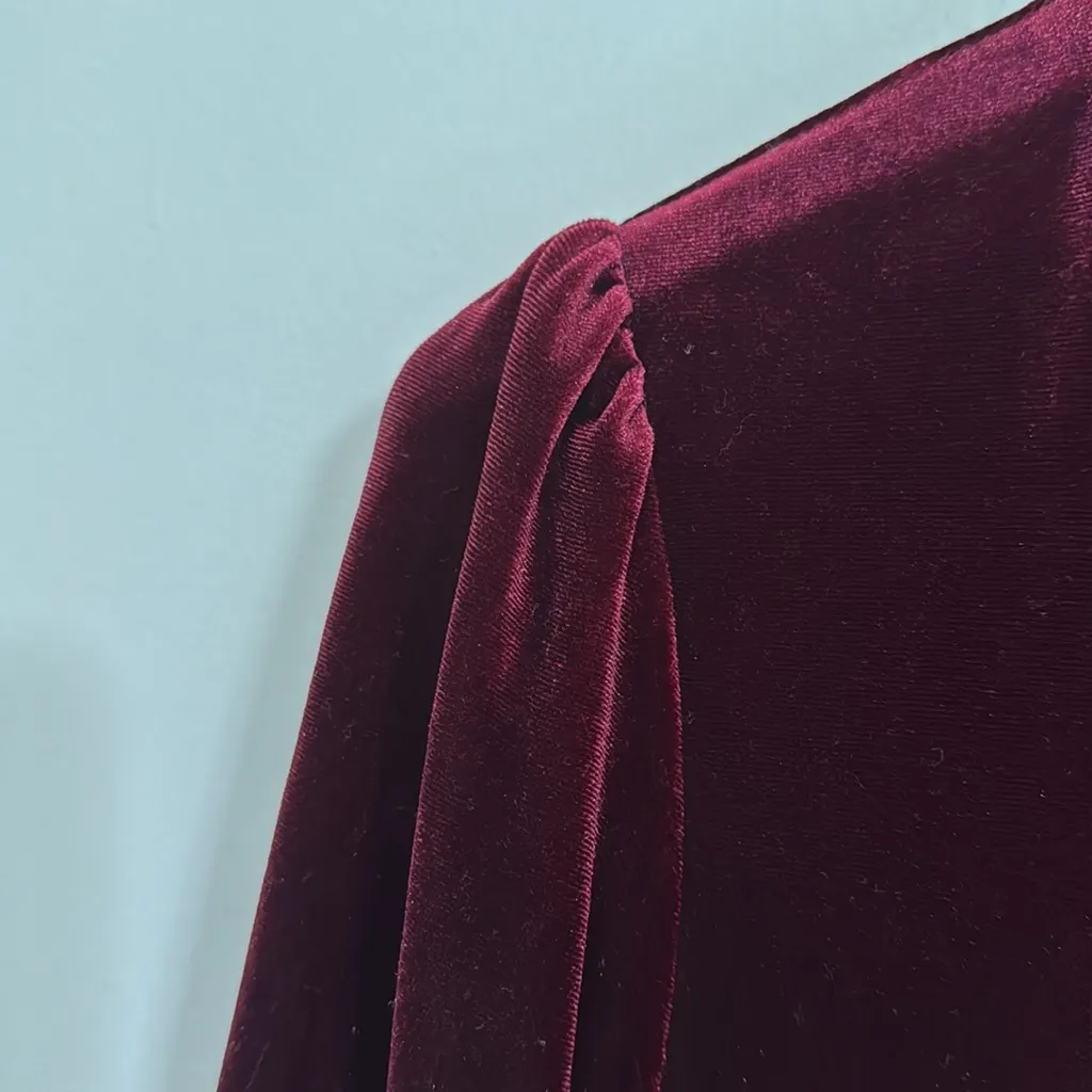1. State Velvet Long Sleeve Split V-neck Tiered Mini Dress in Deep Burgundy sz M - Image 9