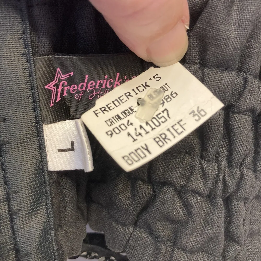 Fredrick's Of Hollywood Sexy Black Sequin Lace Crop Top Long Sleeve Sz Large NEW - Image 3