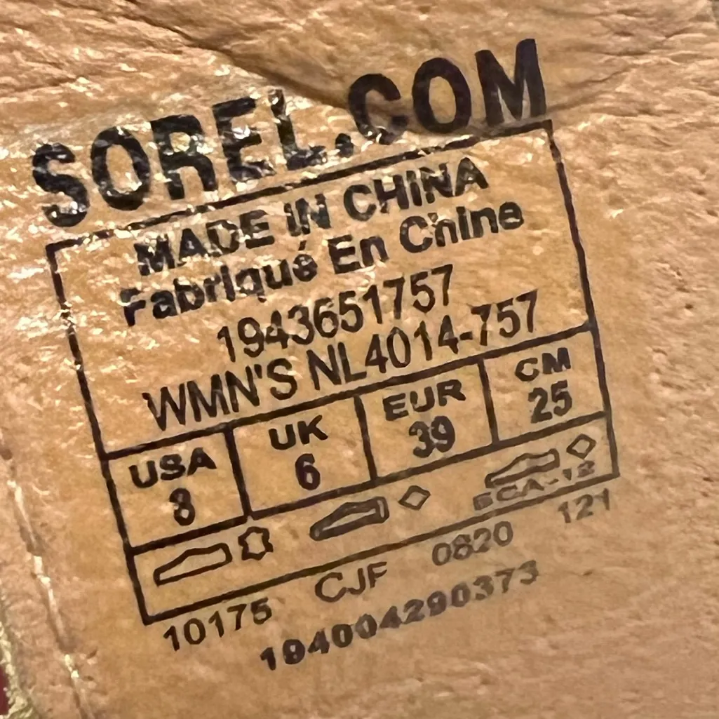 Sorel Women's Cameron Flatform Sandal - Image 9