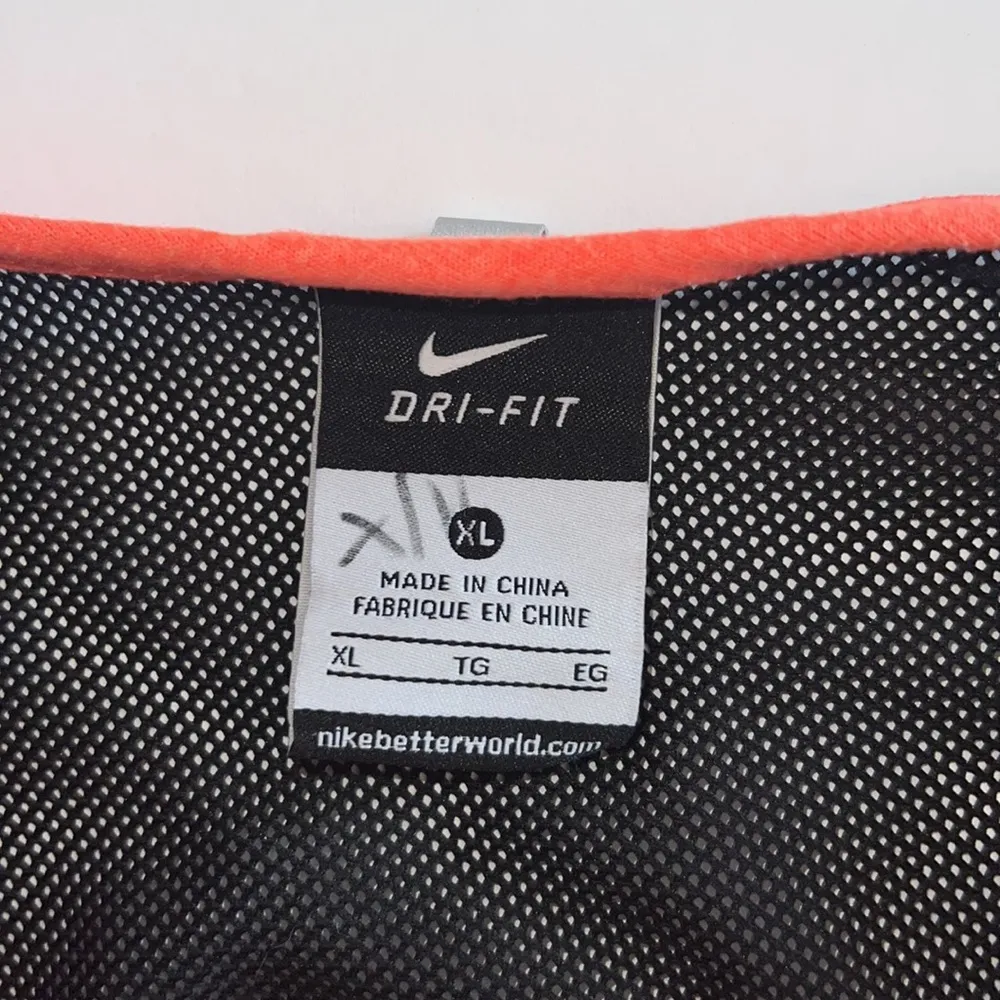 Nike Orange Black Mesh Long Sleeve DRIFIT Thumbhole Top size XL workout gym - Image 8