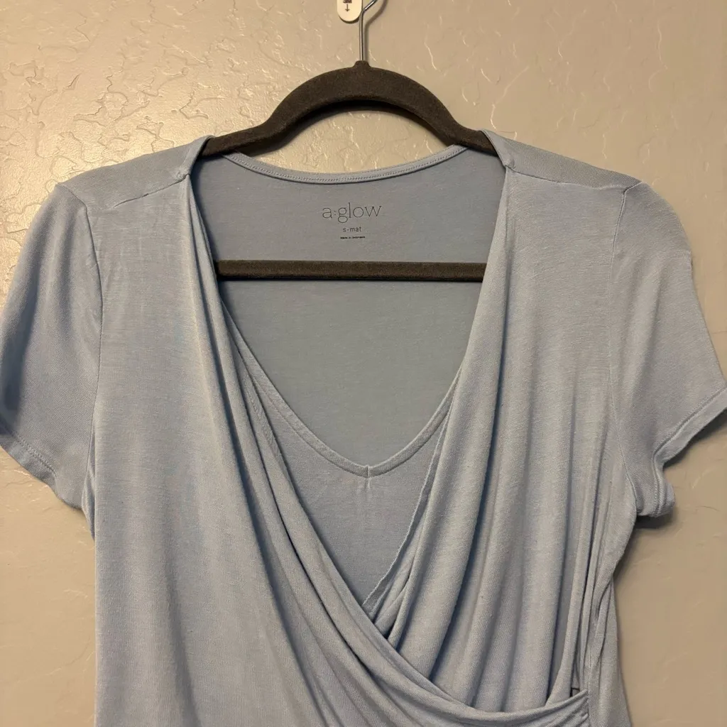 A:glow light blue maternity and nursing top size small - Image 2