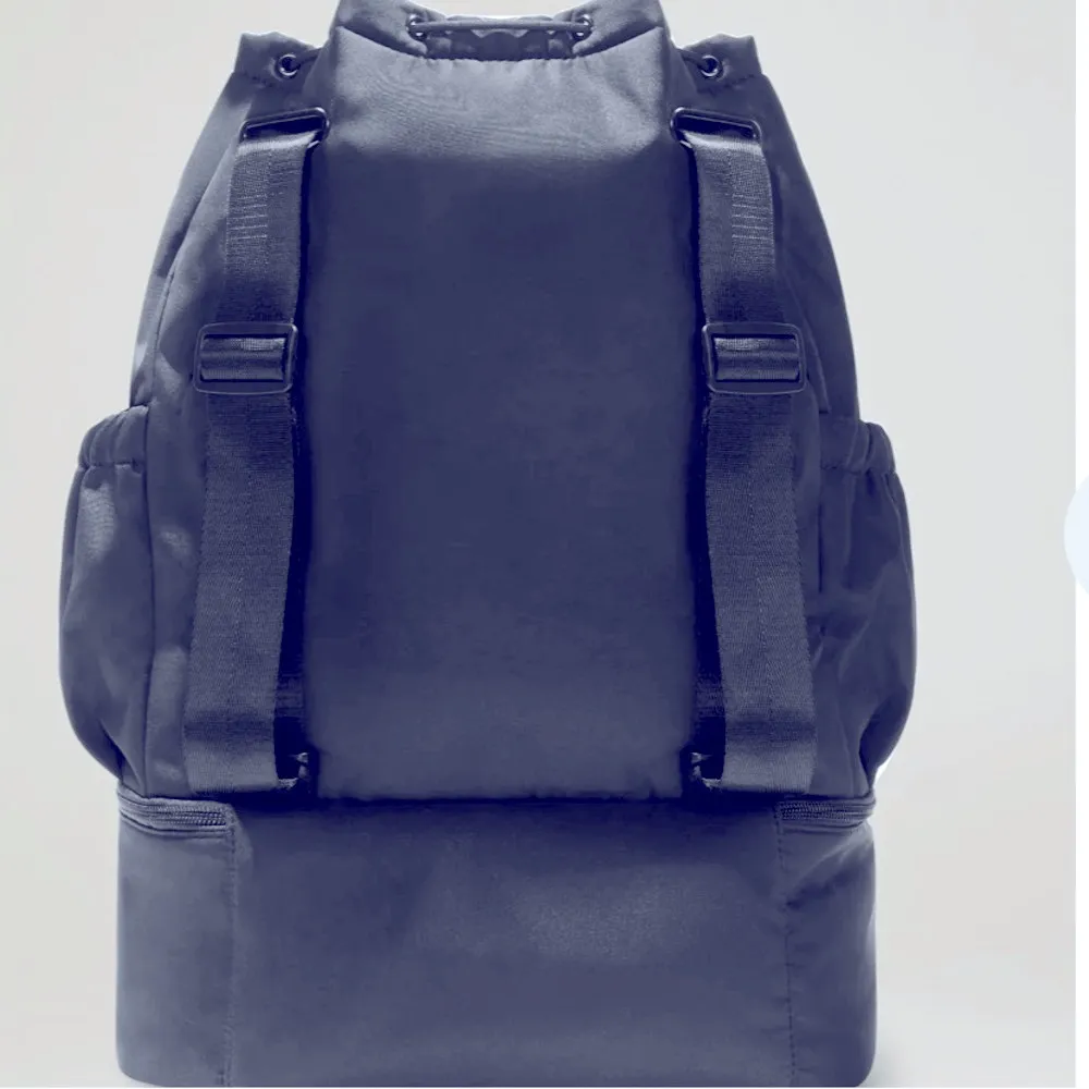 Beyond Yoga Convertible Gym Bag - Image 5