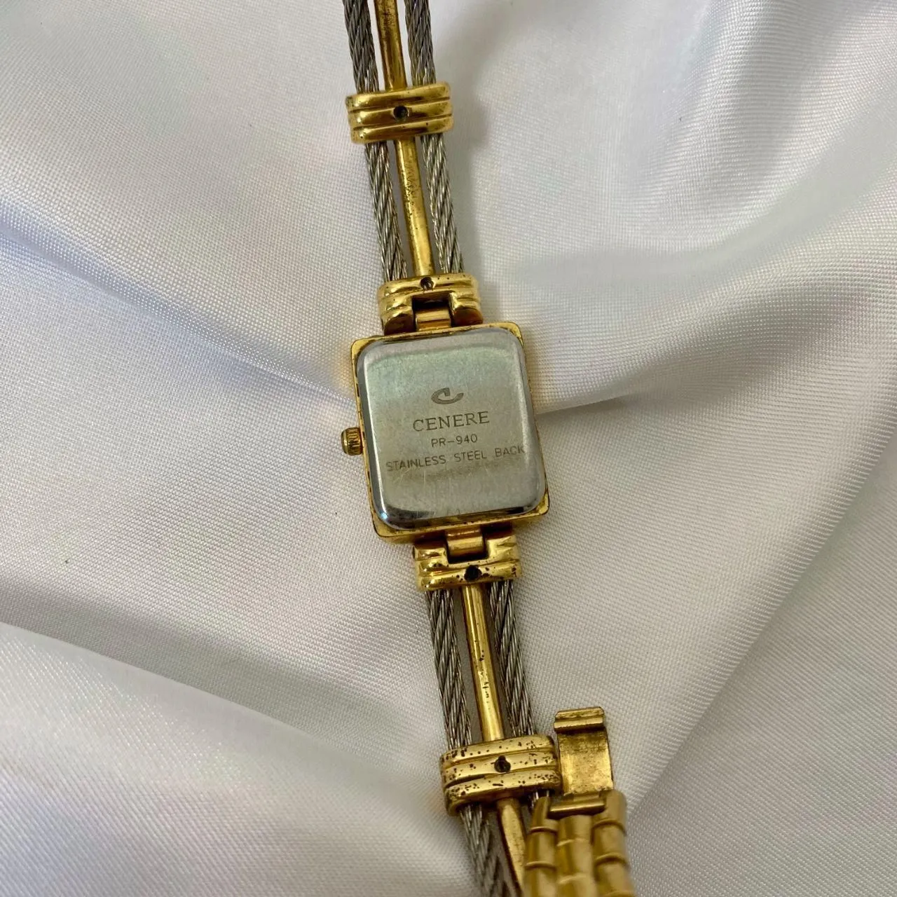 Vintage Cenere Quartz Dainty Two - Image 5