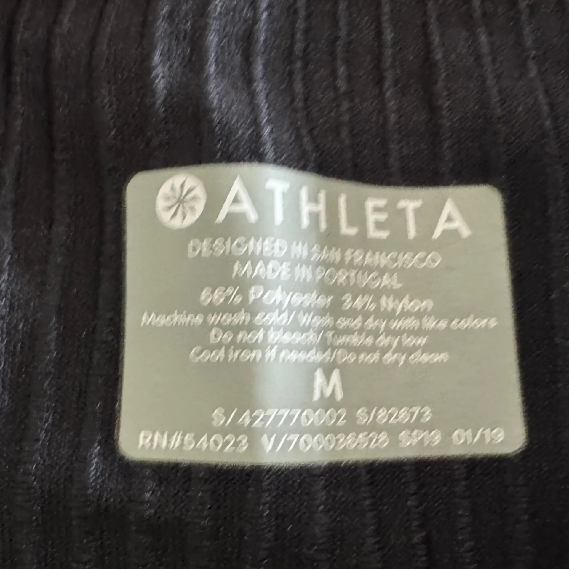 Athleta renew ribbed short sleeve shirt black size medium - Image 2
