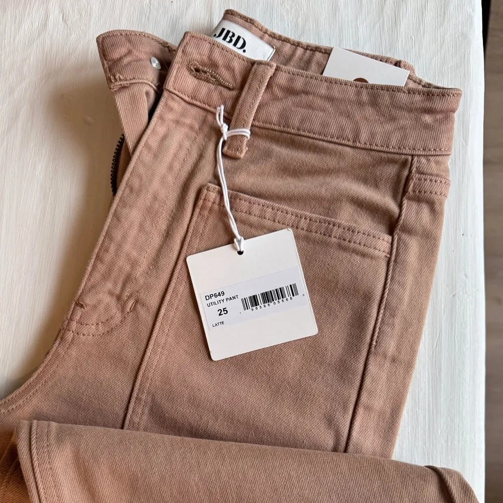 JBD wide left patch pocket jeans Size 25 - Image 4