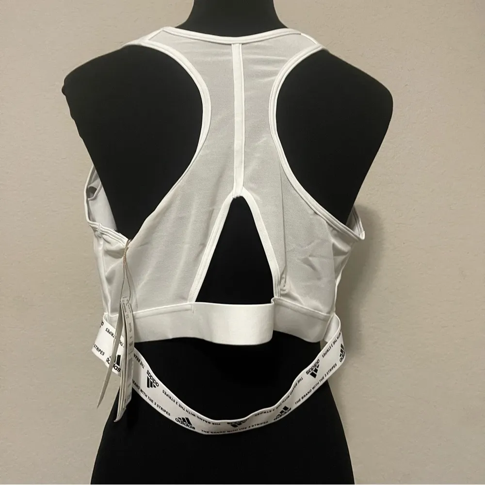 Adidas women’s sports bra Training Entrenamiento Color white Size 3X - Image 4