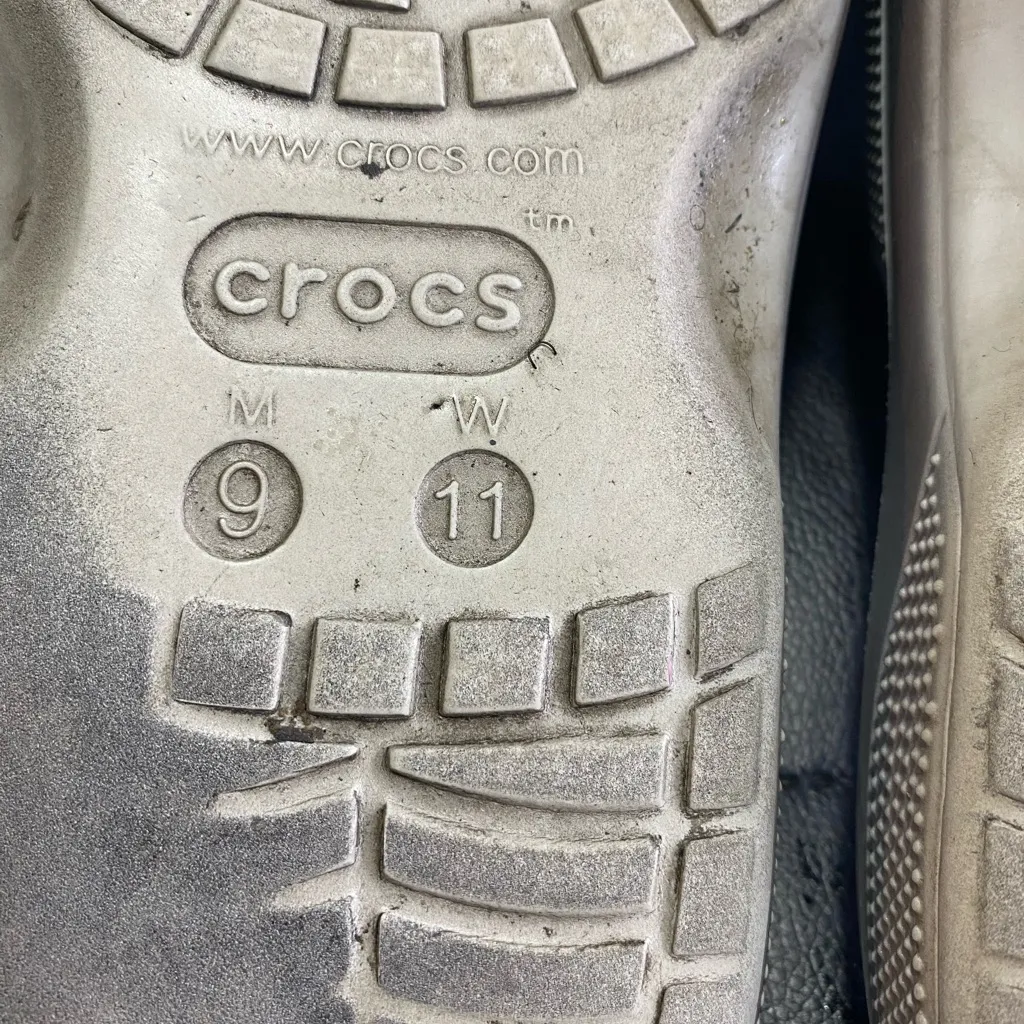 CROCS Baya ll Classic Silver Slide Sandals Size 11 - Image 10