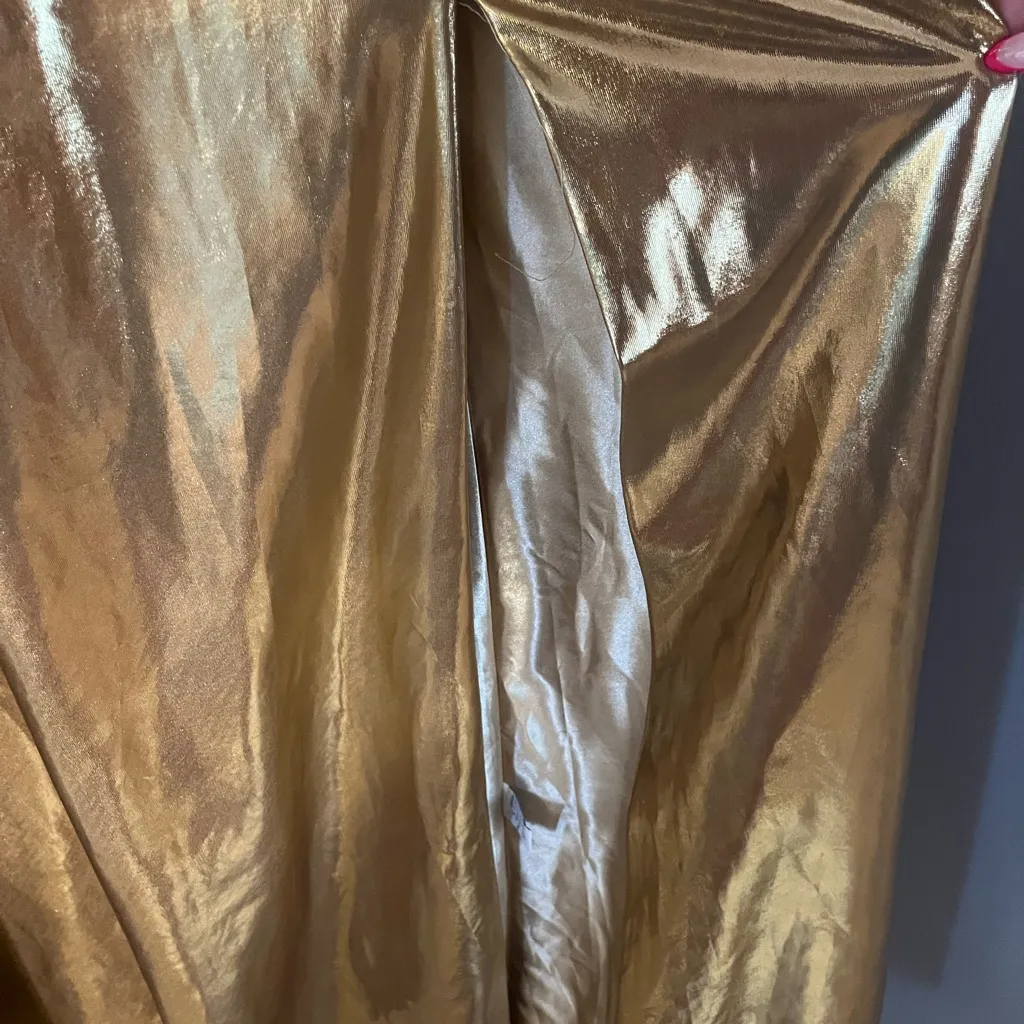 Sydney's Closet Radiant Gold Gown Size 16 - Image 2