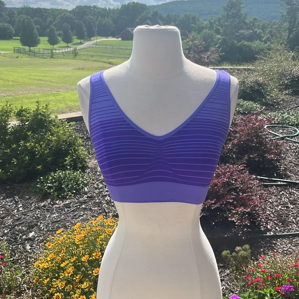 Comfy Purple Striped Sports Bra - Image 4