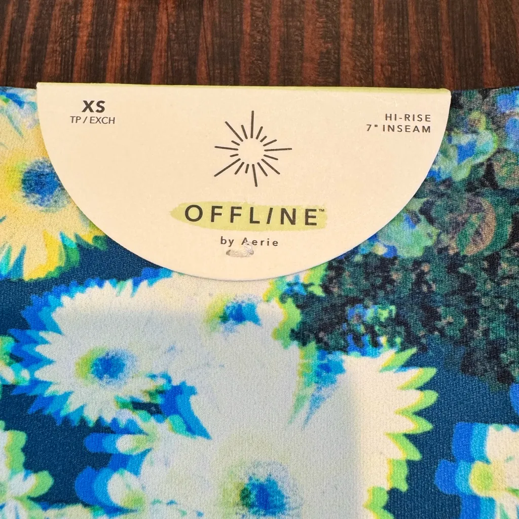 Aerie Offline XS Daisy Floral High Rise Workout Bike Shorts 7” Inseam NWT - Image 3