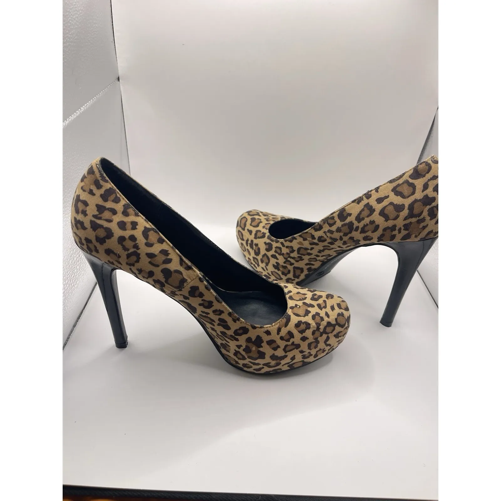 Kardashian Kollection Shoes Slip On Leopard Platform 5" Stilletos SIZE 9 Bin E - Image 6