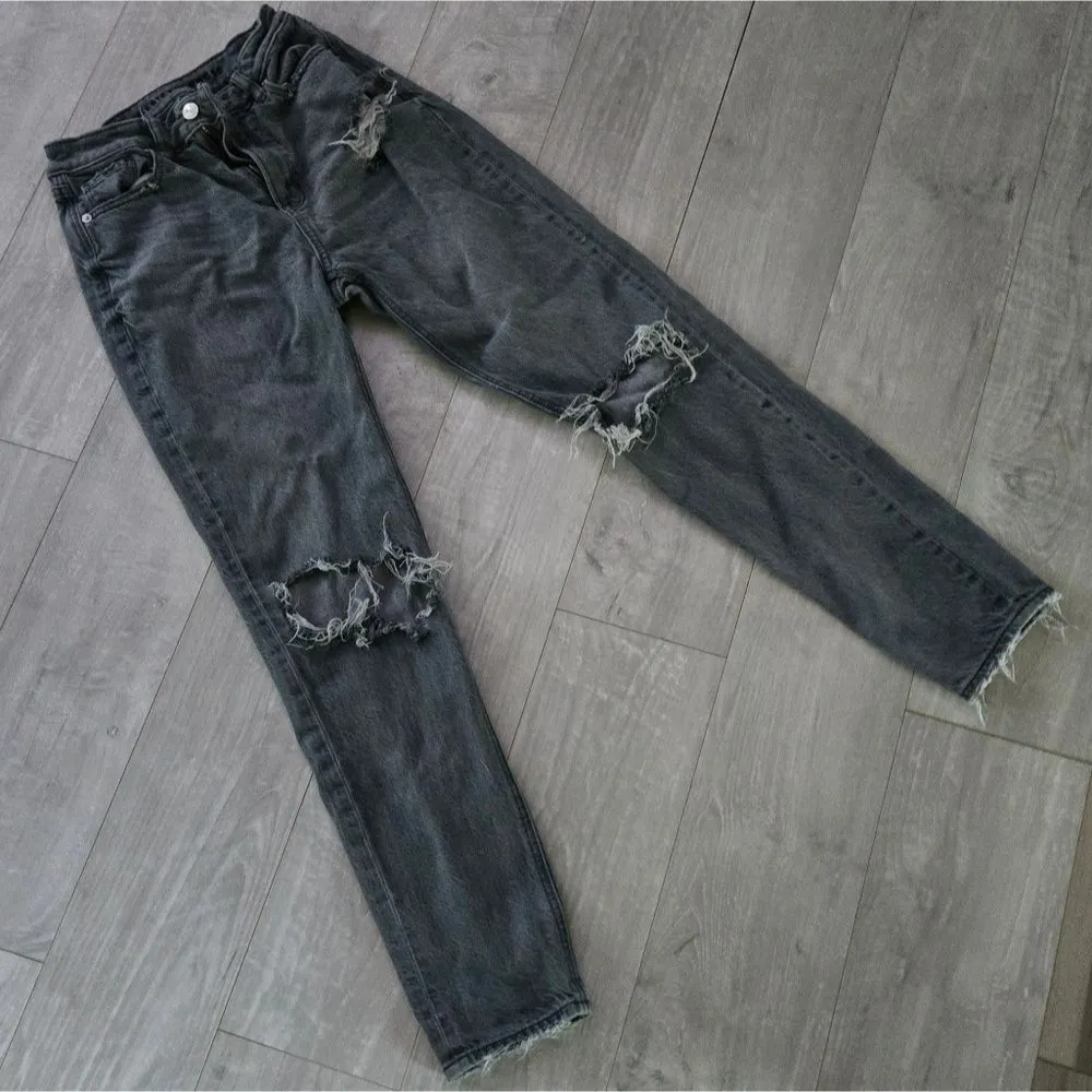 American Eagle Black Distressed Mom Jeans Women’s Size 0 High Rise Ripped Knee - Image 2