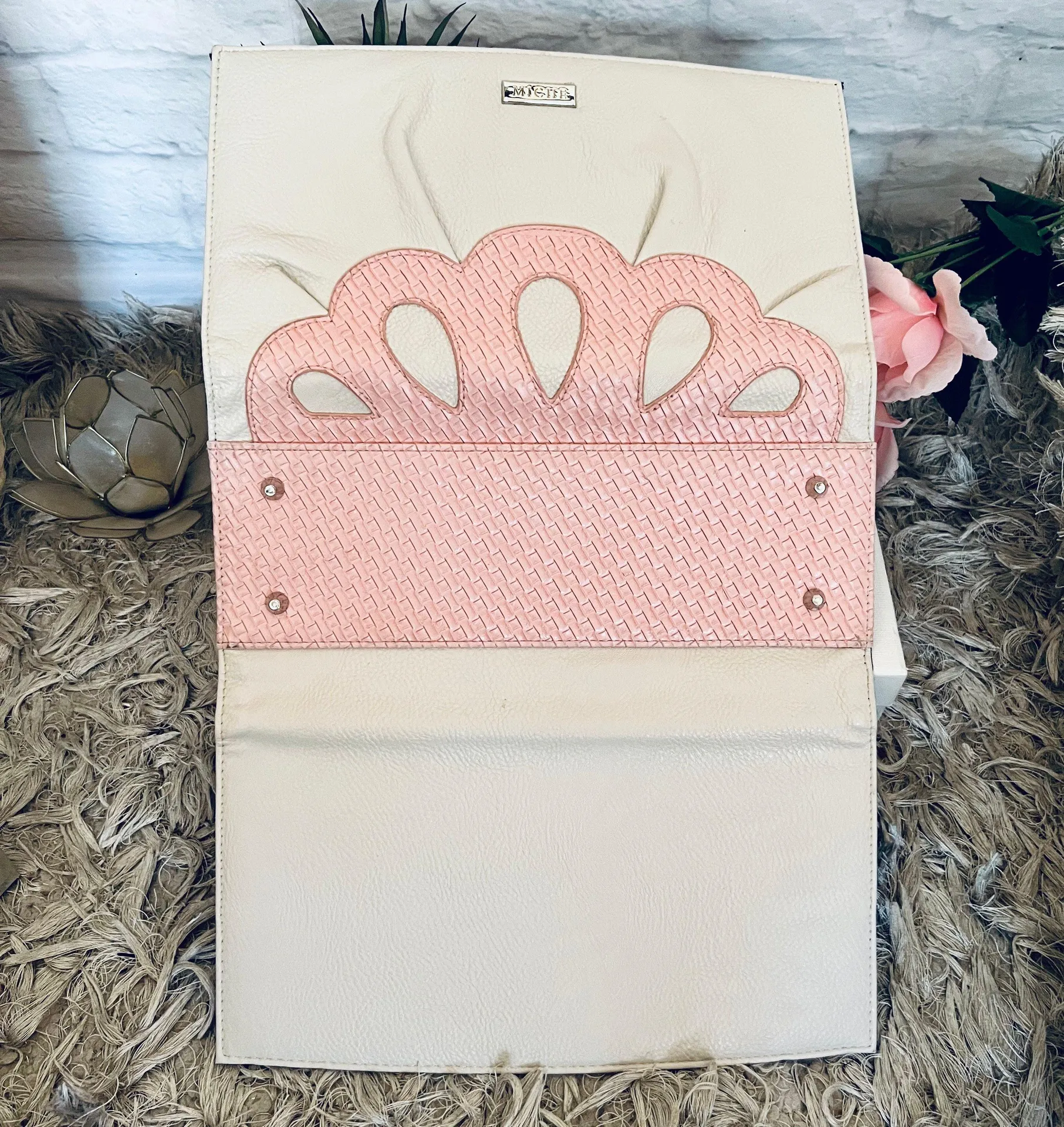 Handbag Cover - Image 11