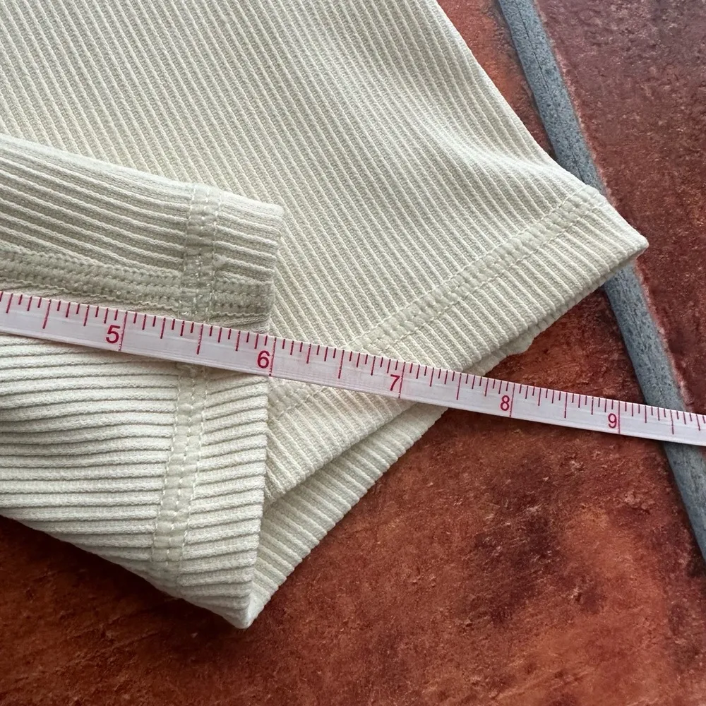 For Love And Lemons Ribbed Texture Biker Shorts Size Small - Image 4