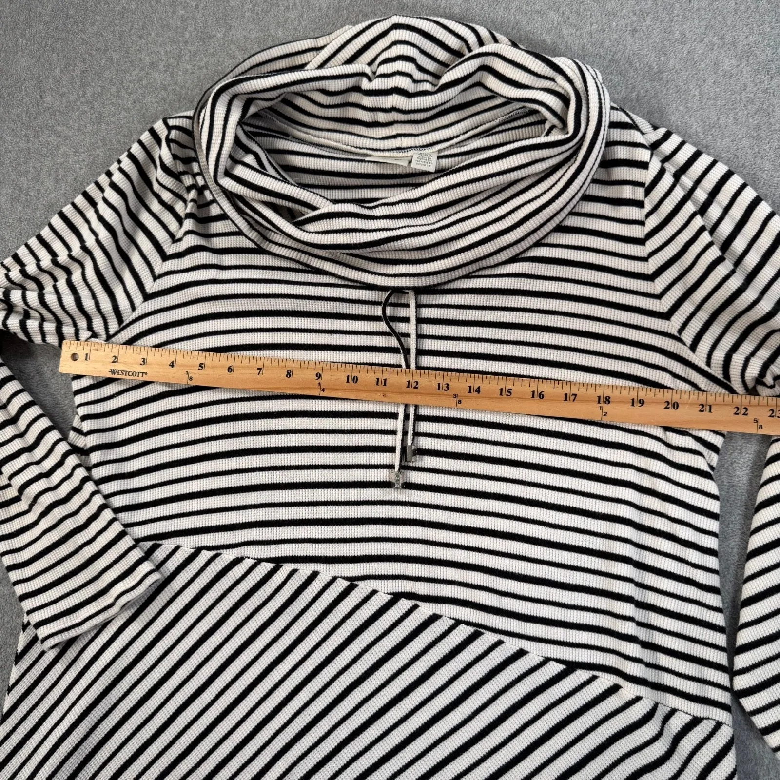 Chicos Zenergy Striped Asymmetrical Hem Cowl Neck Top Women's LG/12 Black White - Image 9