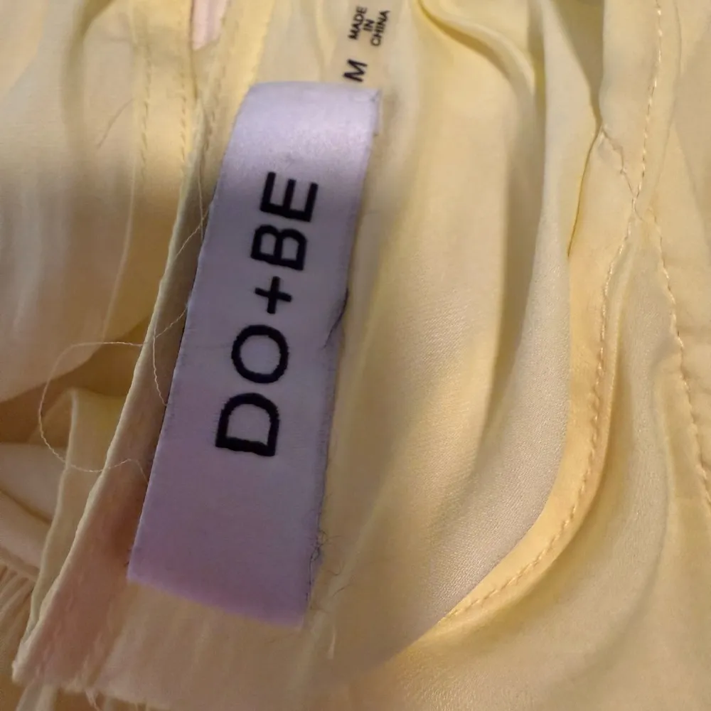 DO+BE Yellow Ruched Ruffled Halter Sundress - Image 3