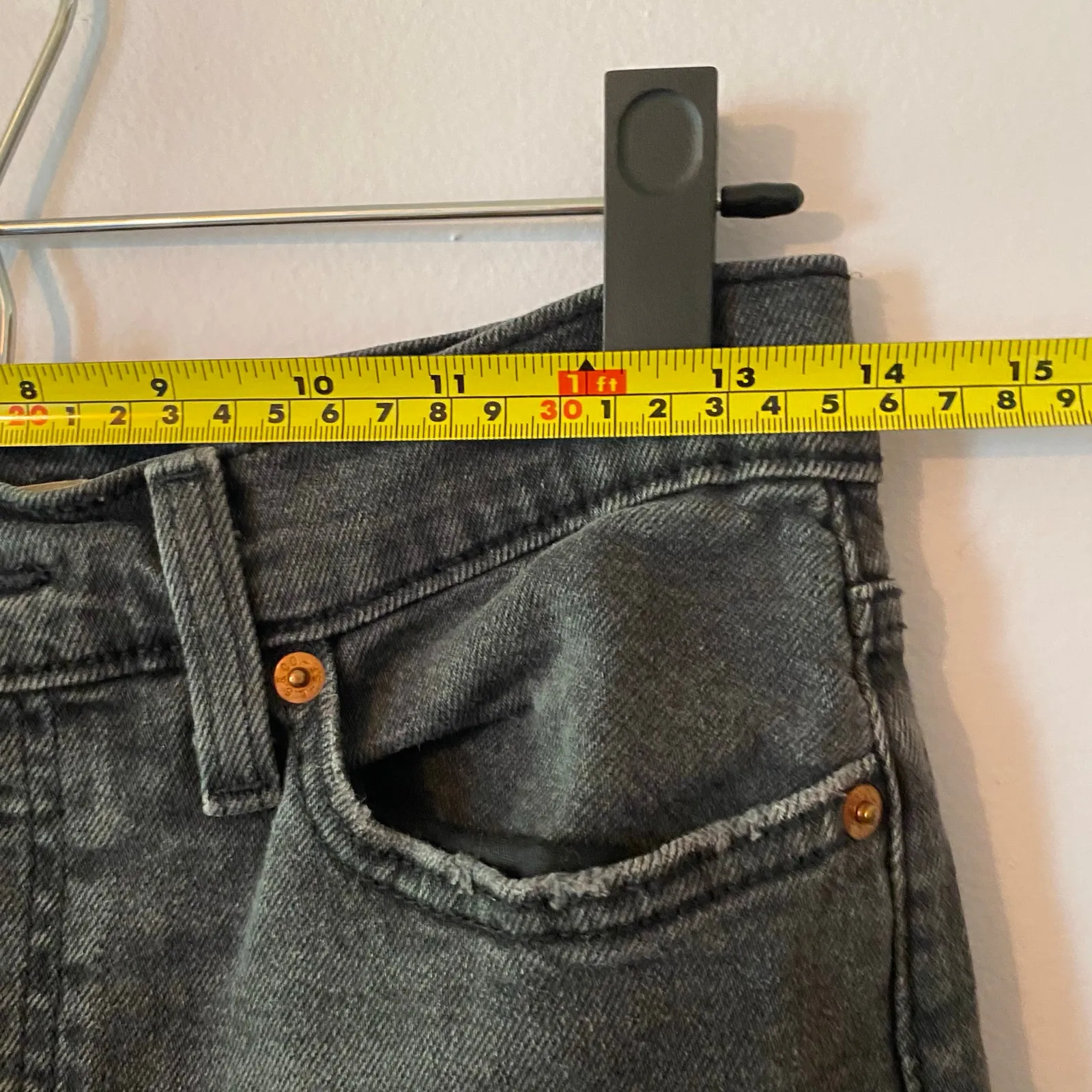 Levi's Wedgie Straight Black Gray Button Fly High Waisted Jeans Women's size 29 - Image 10